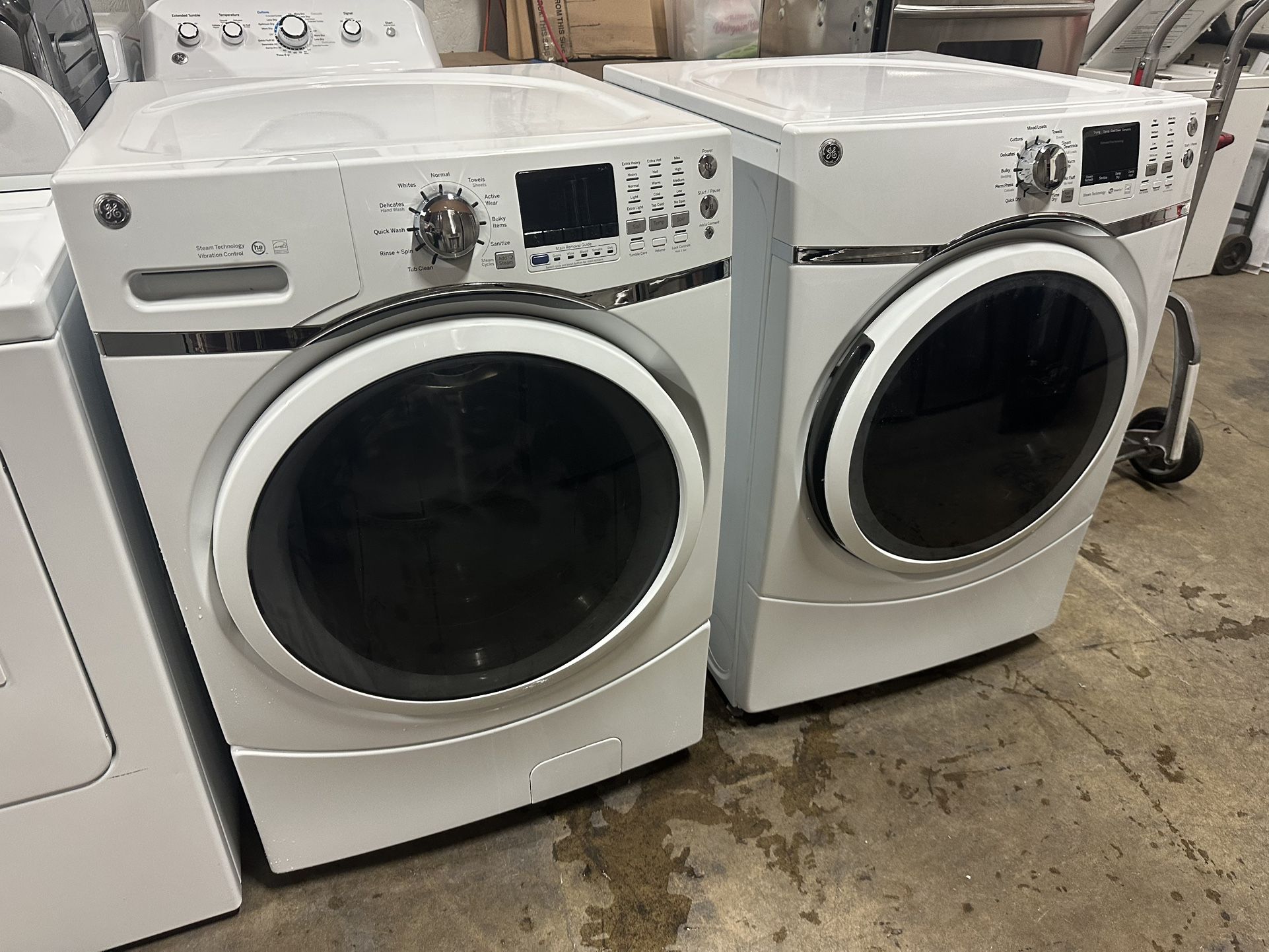 GE FRONTLOAD WASHER AND ELECTRIC DRYER WORKS GREAT CAN DELIVER