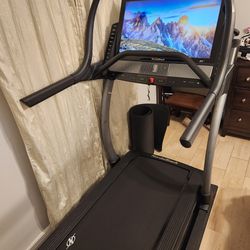 NordicTrack Commercial X32i