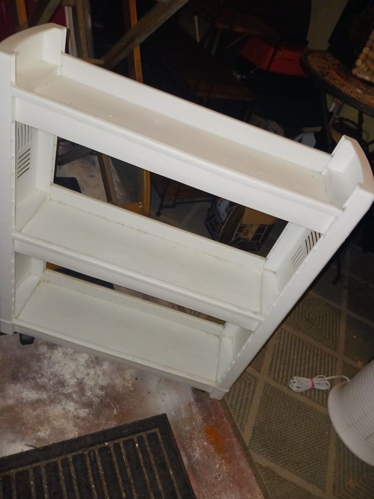 NICE KIDS ETC BOOK TOYS ETC SHELF STAND ON WHEELS 12 FINAL PRICE LOOK MY POST TONS ITEM