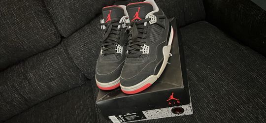 Jordan 4 breds