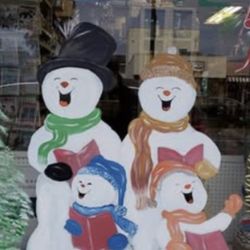 Free Window, Painting, Snowman Some Wreaths Mistletoes Make Your Window Look Nice For Christmas Holiday