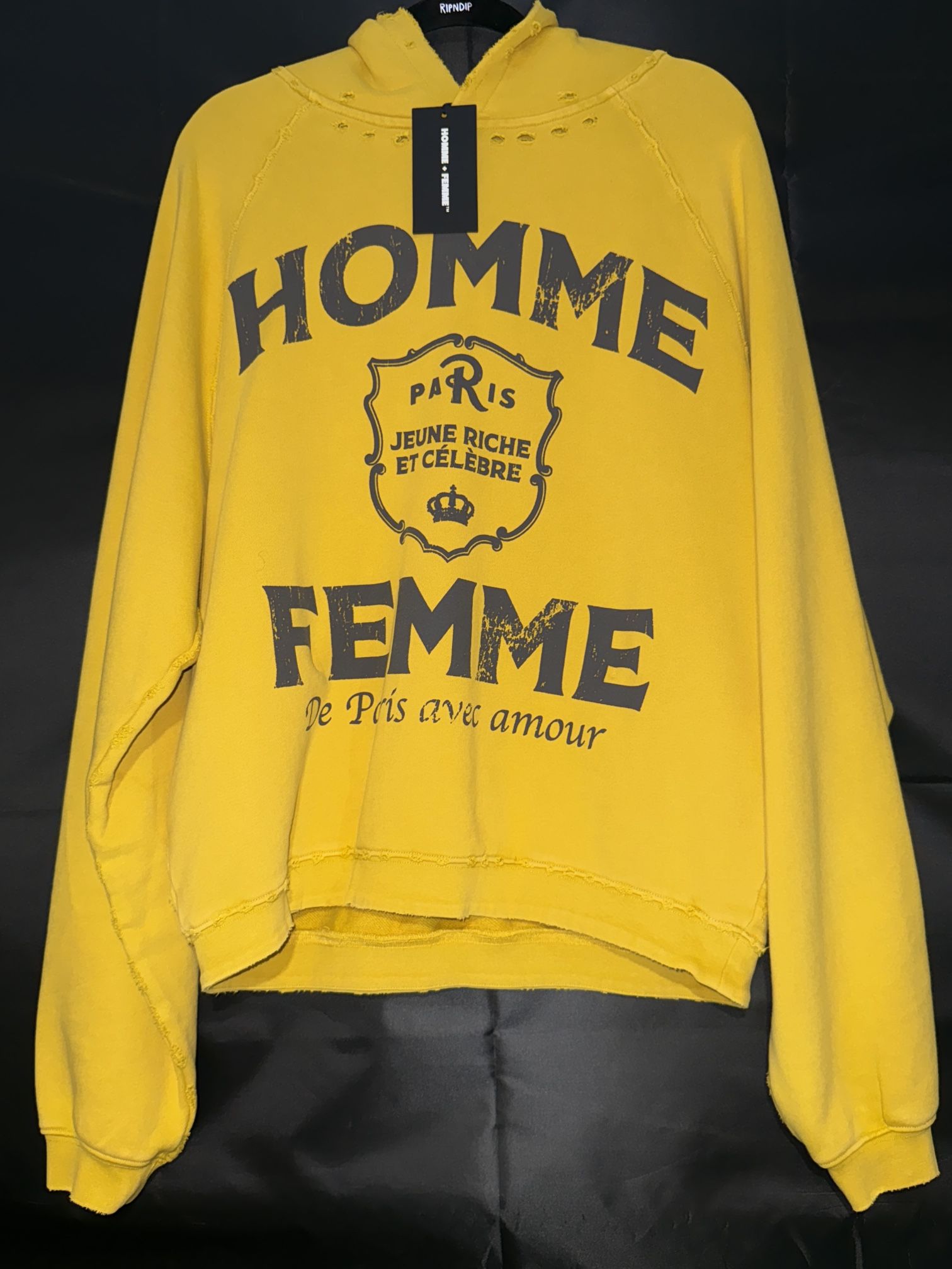 🔥 HOMME + FEMME “Amour” Distressed Hoodie – Yellow – Size S (Oversized Fit) 🔥