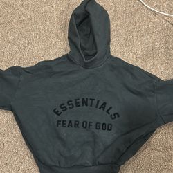 Essential hoodie