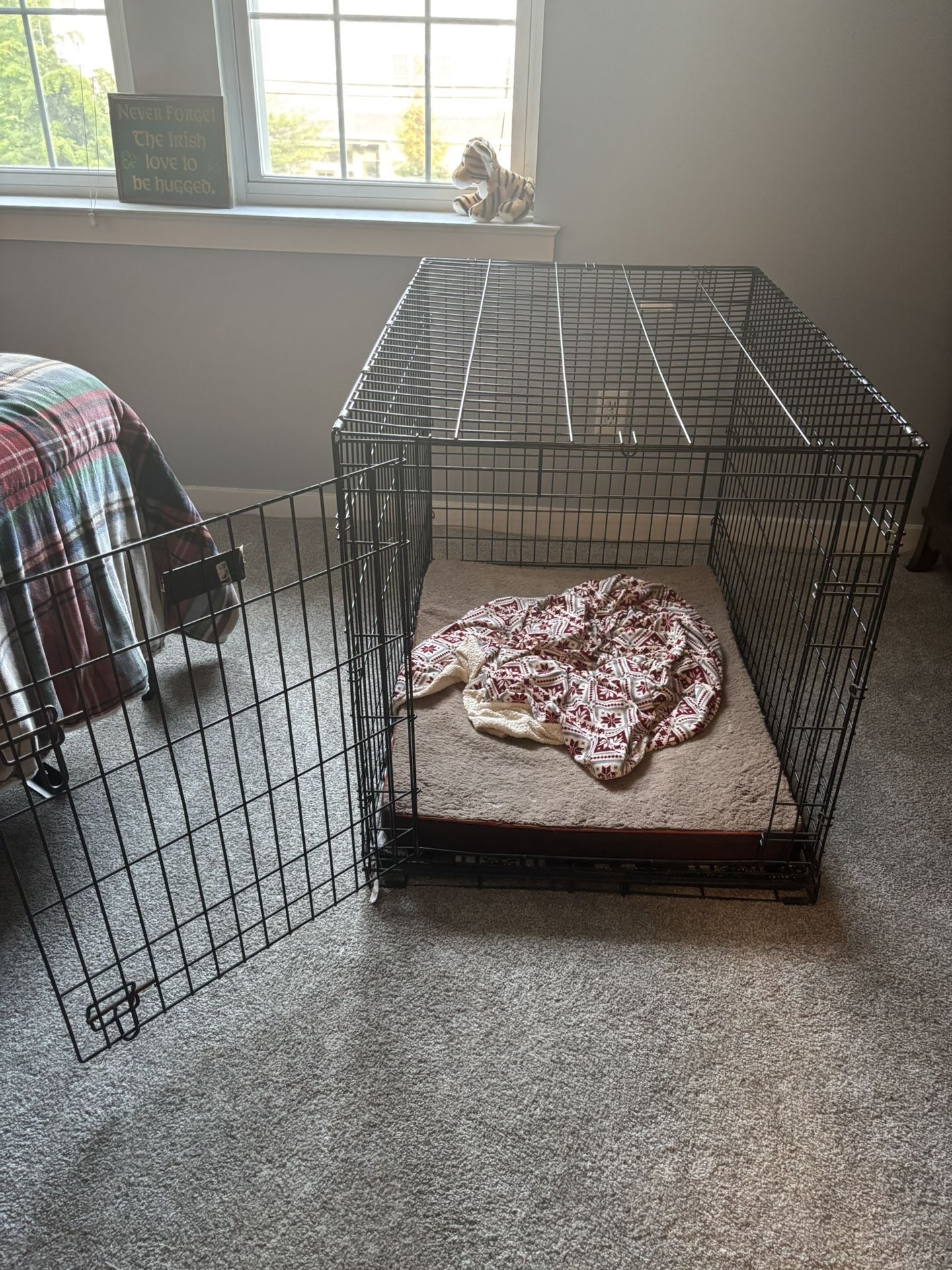 Dog Crate (for Med-Lg Dogs)