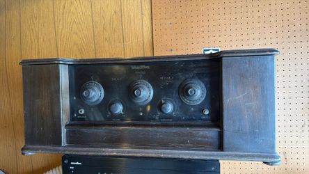 1910 WurliTzer  Radio