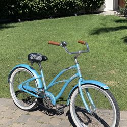 24” Women’s Beach Cruiser Bike