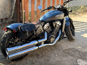 2022 Indian Scout bobber ABS