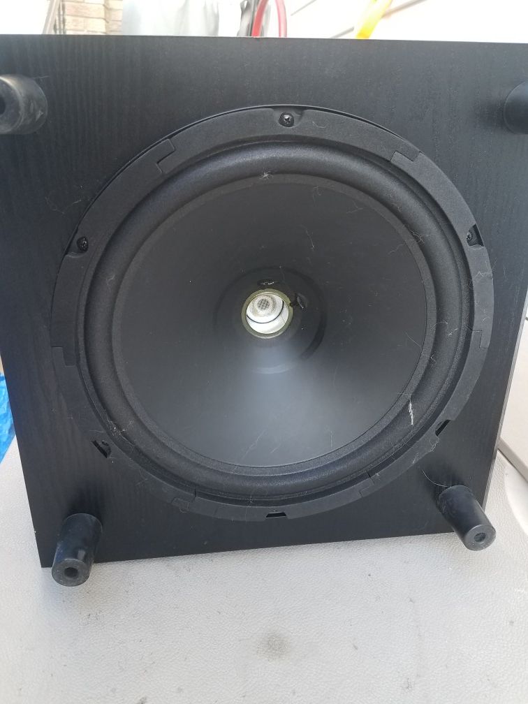 Advent ASW 1200 Powered subwoofer