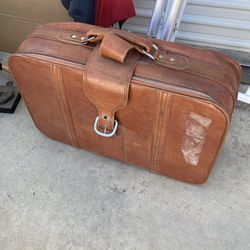 1970’s Luggage Suitcase Leather 