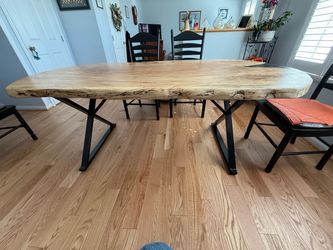 Solid Wood Dinning Table