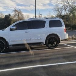 2011 Nissan Armada