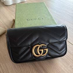 Authentic Gucci Marmont super mini bag