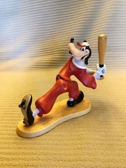 WDCC Goofy Baseball for Sale in Davenport, FL - OfferUp