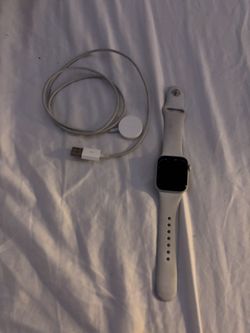 Apple Watch SE