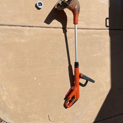 Black And Decker 18V Trimmer