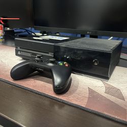 Xbox one console with controller