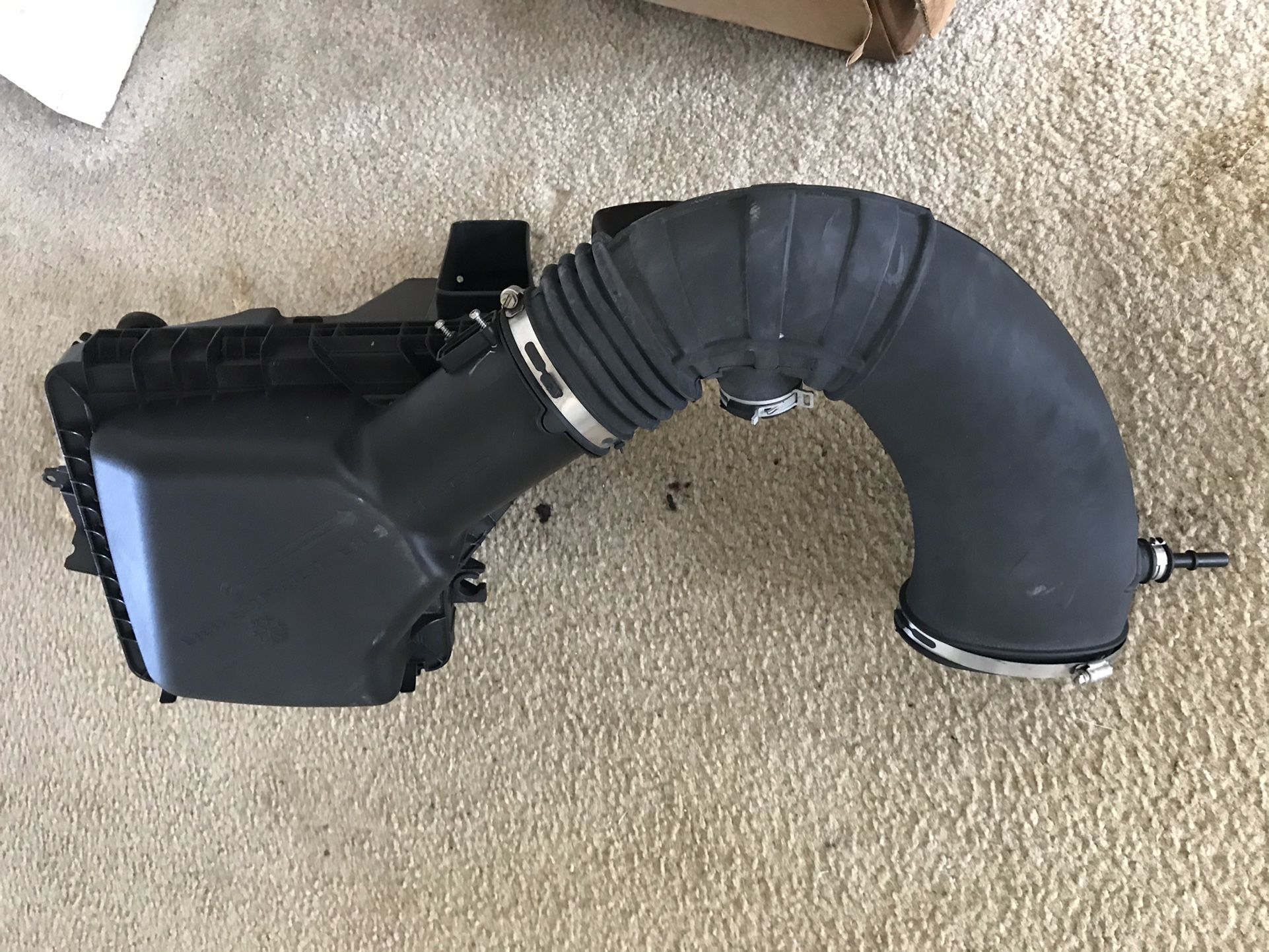 Mustang Gt 2012 Air Intake And Manifold