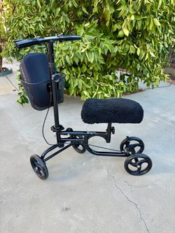 BodyMed Knee Walker Steerable for Foot Injuries