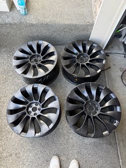 Tesla Model Y Performance Wheels – Set of 4