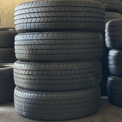 TIRE 225 65 17 MICHELIN