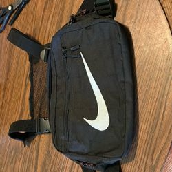 Nike Chest Rig ( Chest Bag ) 