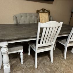 Dining Table & Chairs 