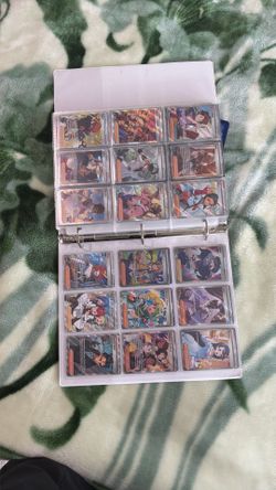 Binder Full of 250 Good Pokemon Cards