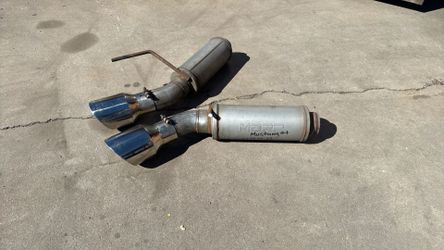 Mustang MBRP Mufflers With Chrome Tips