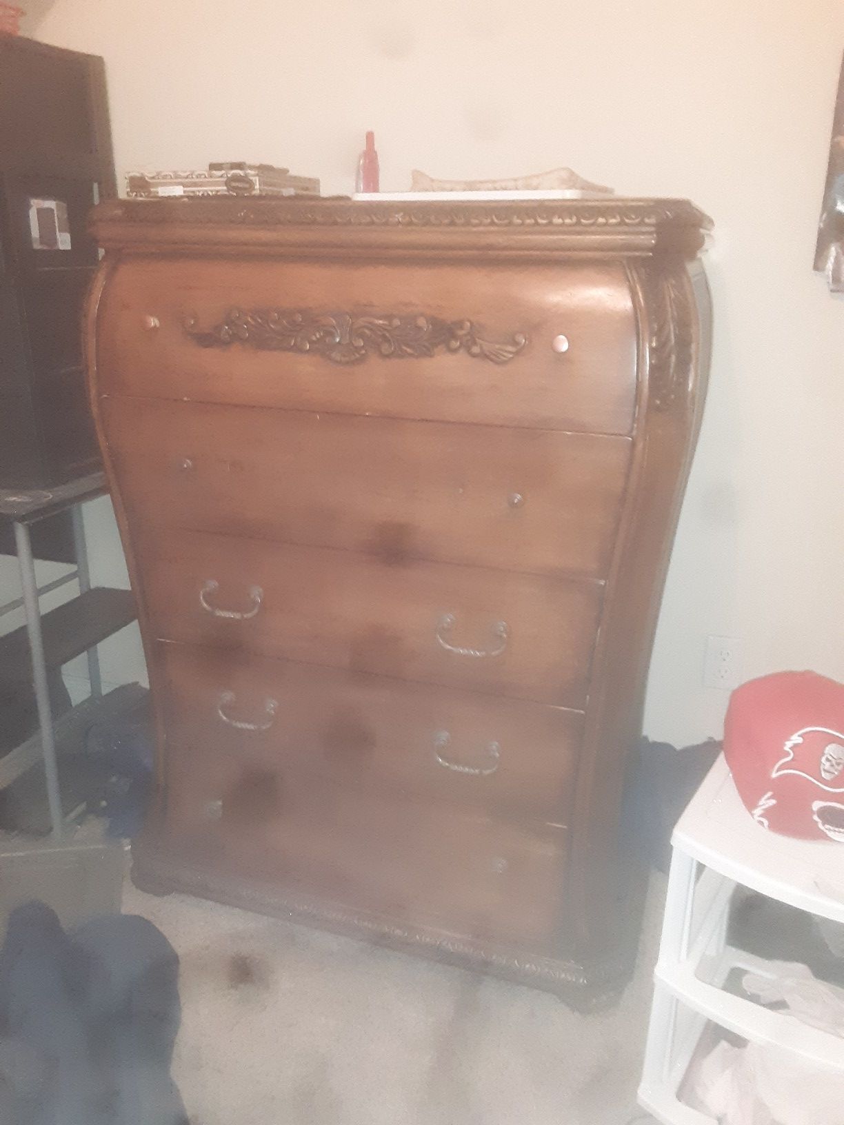 Solid wood chest of drawers dresser