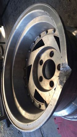 Fix wheels. Arreglo Rines