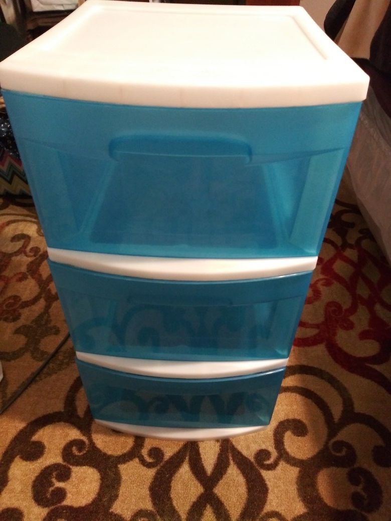 Plastic storage box container