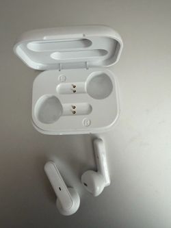 New wireless earbuds  Includes white charging case Apple samsung JBL Bose work gym