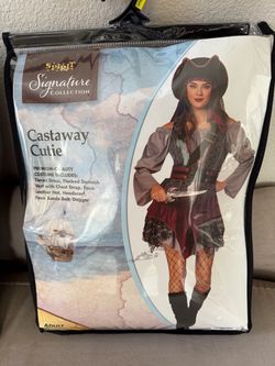 Women’s pirate costume