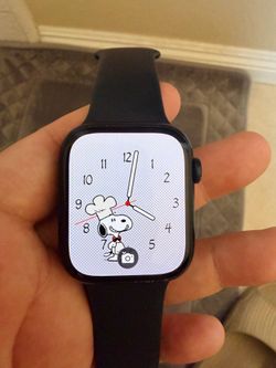 Apple Watch Series 8, Black, 45mm