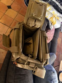 Fieldline Pro Deluxe Range Bag Tactical Shooting Gear Bag Tan Multiple Compartments