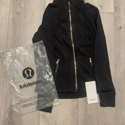Lululemon Define Jacket Women Size 6 Black/Gold Zipper • Brand New w/ Tags & Dust Bag ❄️✨