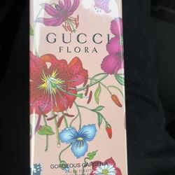 Gucci Gorgeous Gardenia