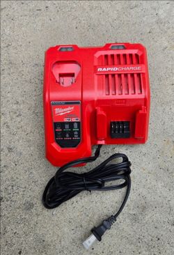 Milwaukee 18v Rapid Charger Brand New