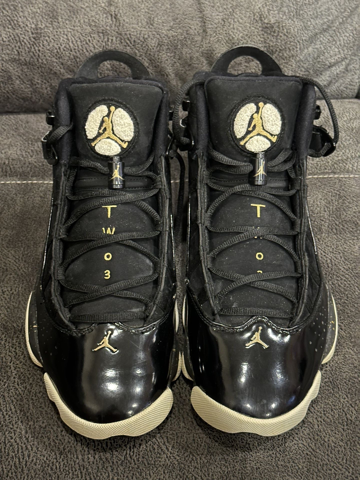 Jordan Six Rings Metallic Gold