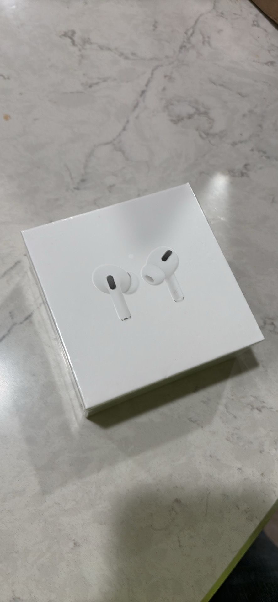 Airpods NONEE OPENED