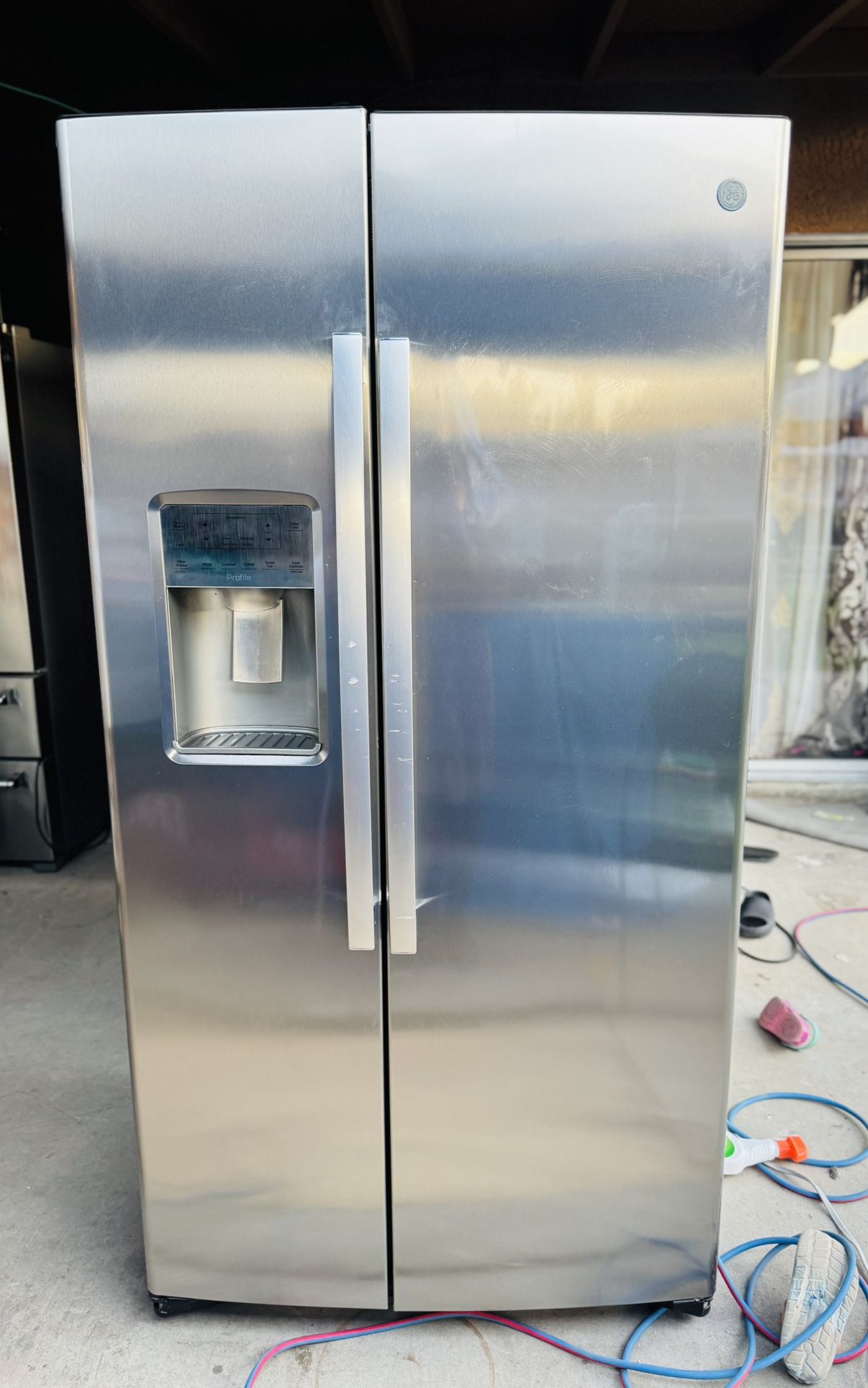 GE Refrigerator