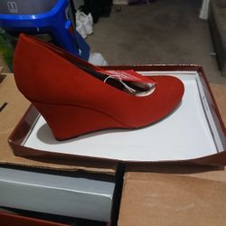 New Women Size 9 