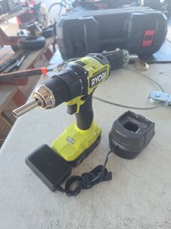 Drill driver cordless