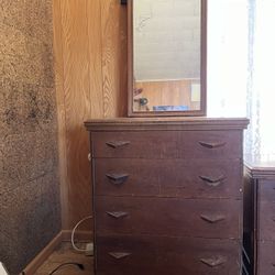 Antique Mahogany Twin Bedroom Set - 100+ Years Old 