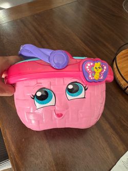Shopkins Pink Plastic Carry Case
