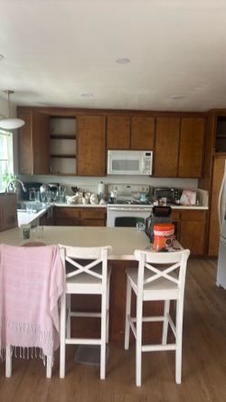 Free cabinets