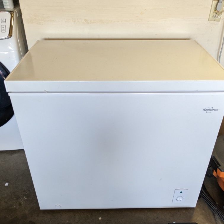 Price Drop! Koolatron 7 Cu Chest Freezer 