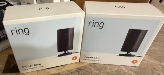 Ring indoor camera- 1080 HD Video / plug in