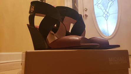 Michael Korea size 7 wedge shoes