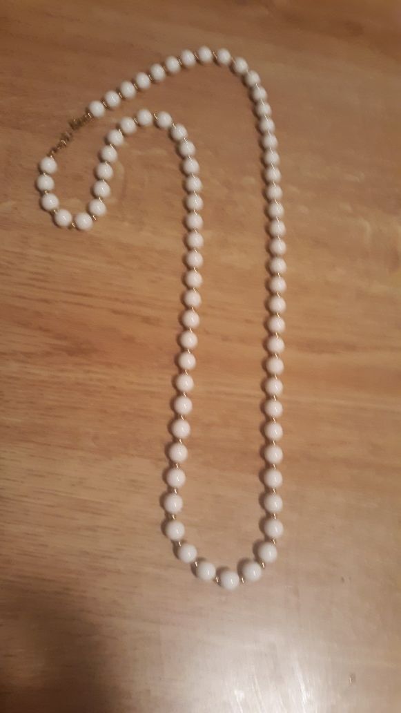 Vintage sighned monet necklace